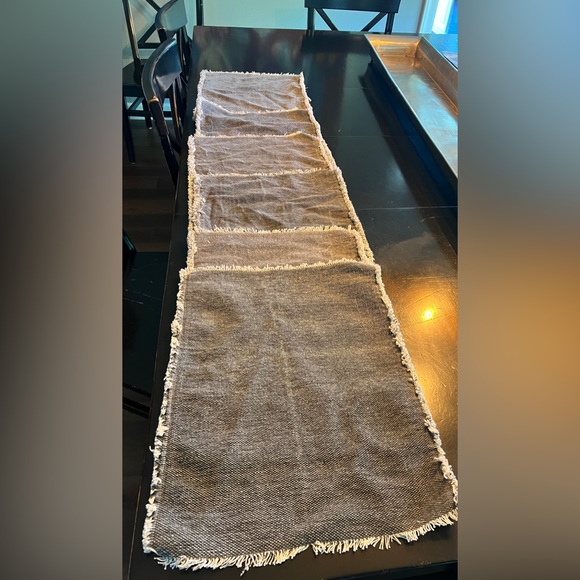 WORLD MARKET place mat set of 6 - Picture 3 of 3